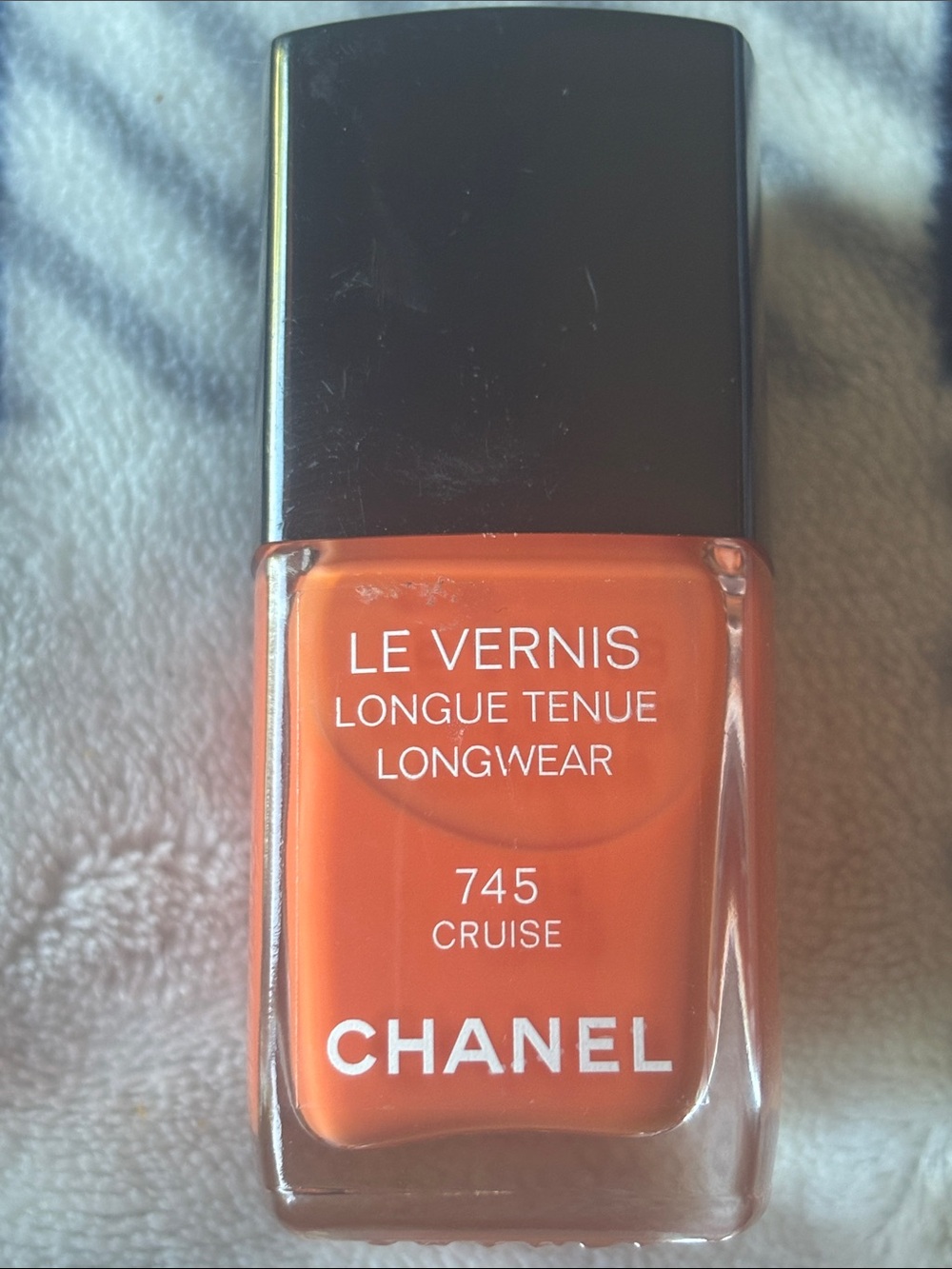 CHANEL Le Vernis Longwear Nail Polish 745 Cruise - Bright Orange